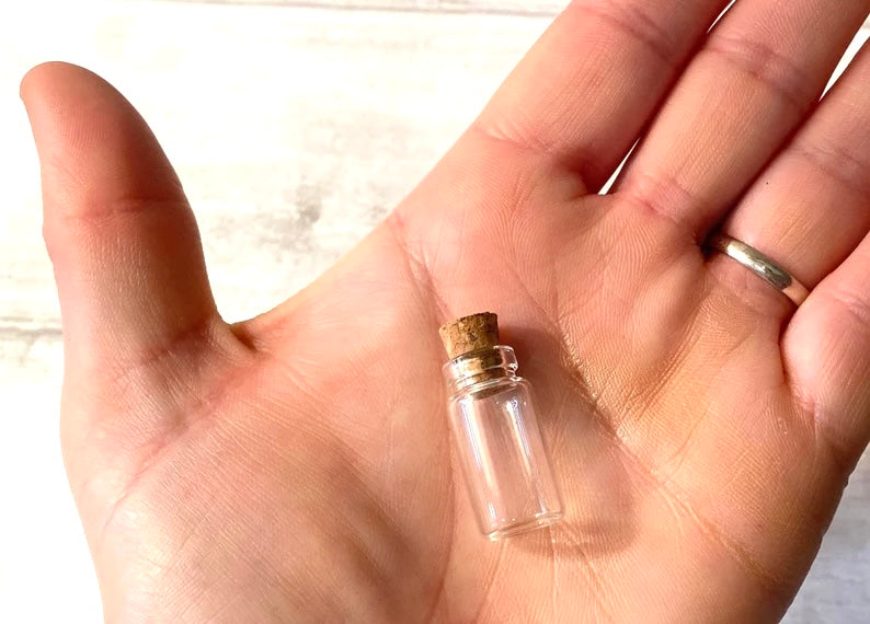 5 Tiny glass corked bottles- perfect for Fairy Dust, Pixie Dust, Mini Glass Craft Bottles- craft supplies glass bottles for crafting