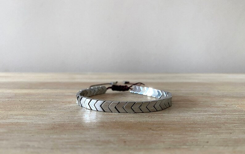 Unisex Chevron metal Bracelet for men and women- adjustable