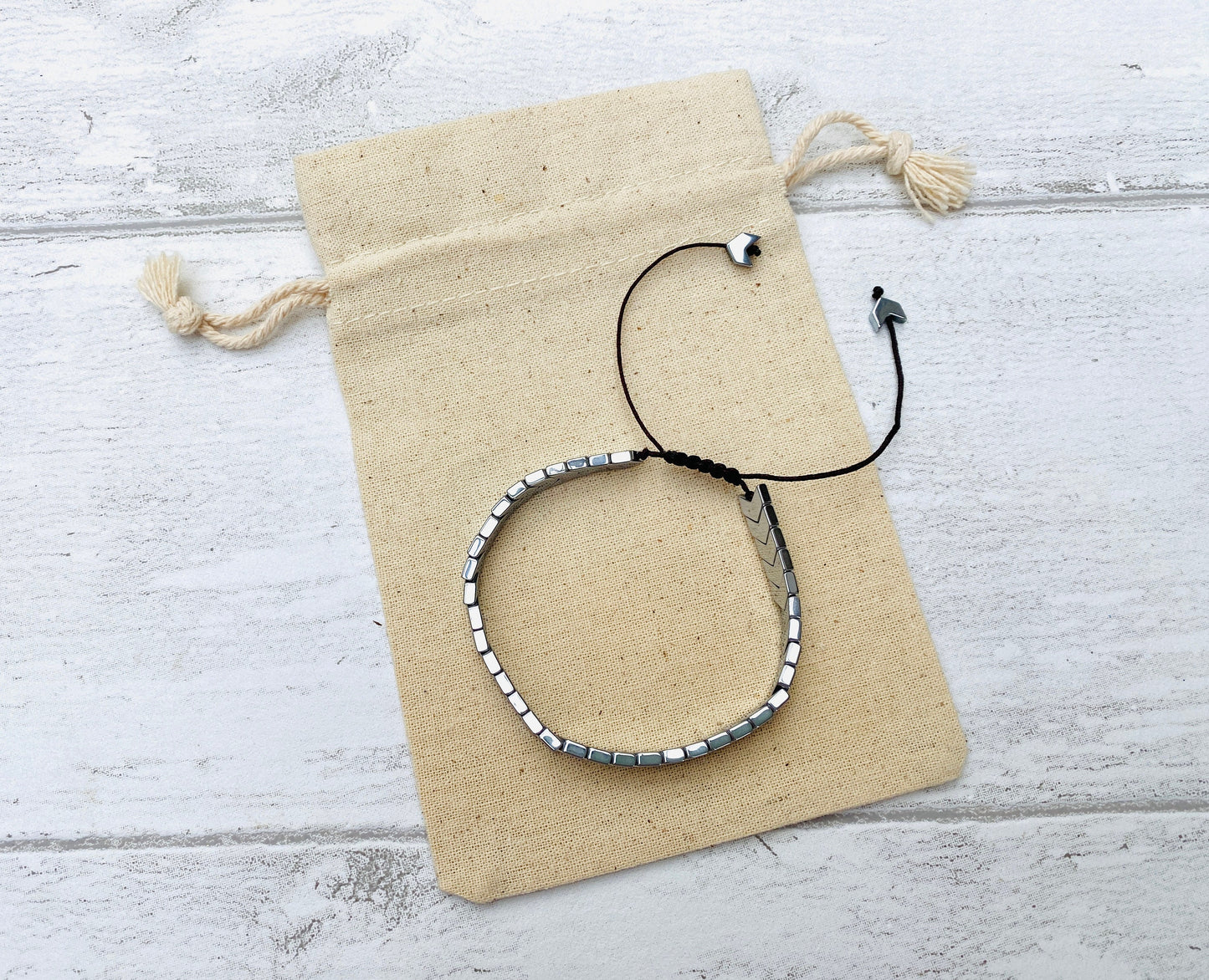 Unisex Chevron metal Bracelet for men and women- adjustable