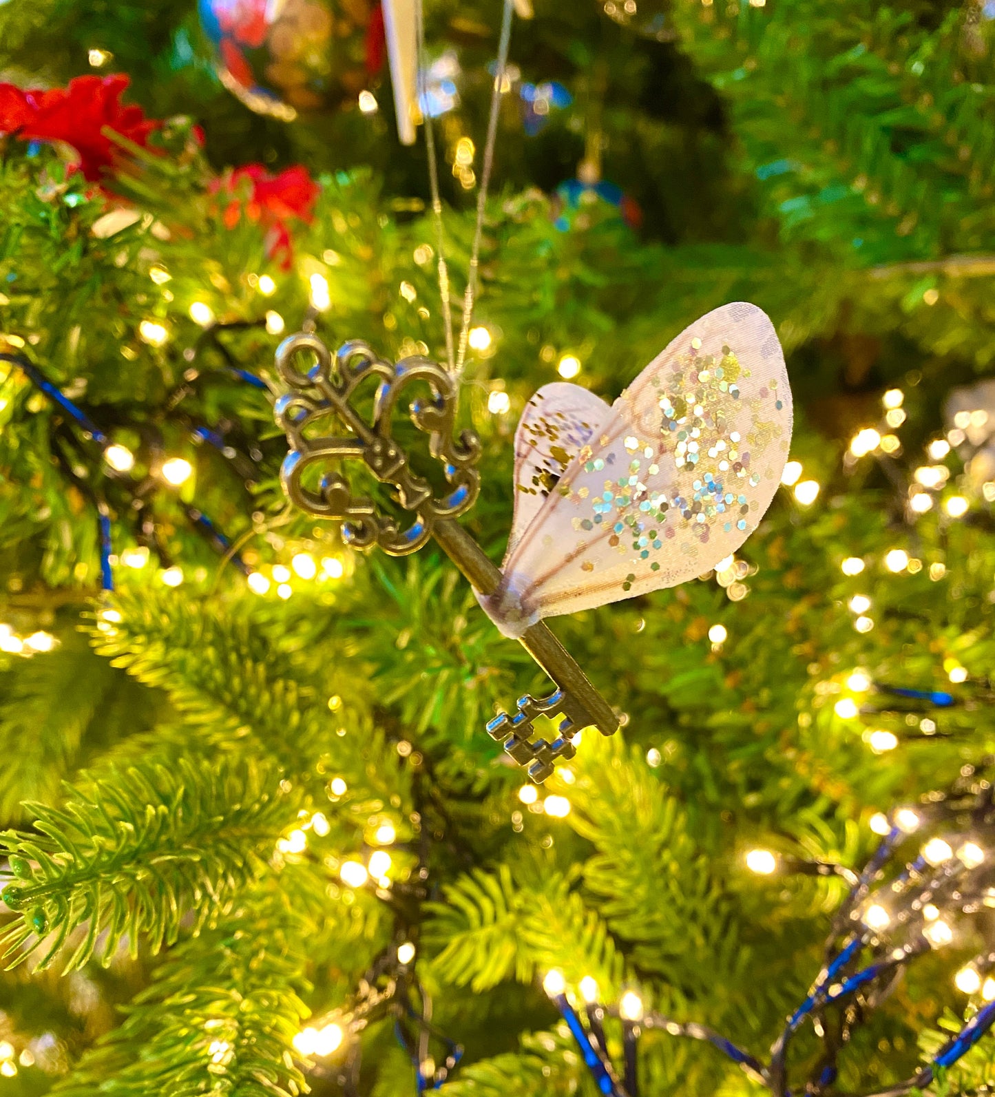 Magical Flying Keys! Christmas Tree Winged Keys, Magic Party decor, Room Decor, Fairy Wedding, Magic Christmas Decorations Gift