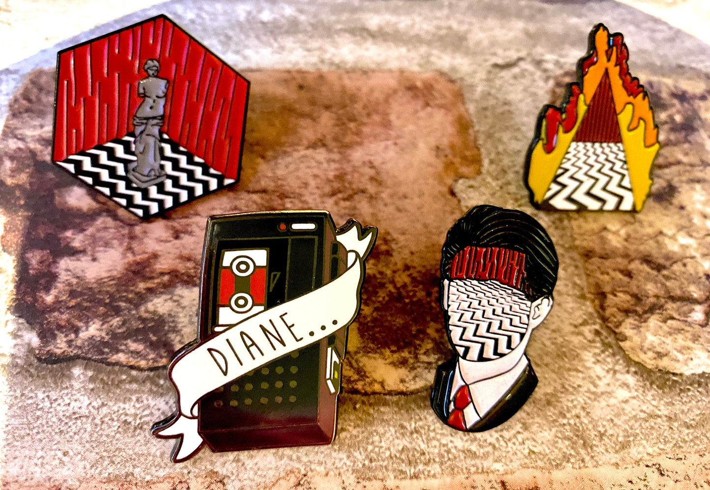 Twin Peaks Enamel Pin- Badge Lapel & Twin Peaks Stickers