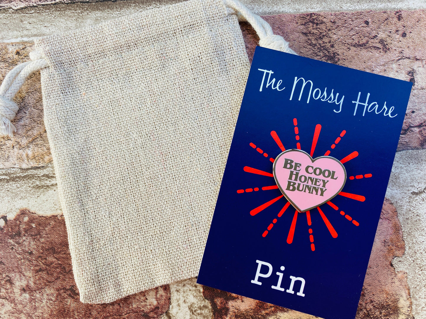 Pulp Fiction Enamel Pin - Pulp Fiction Badge