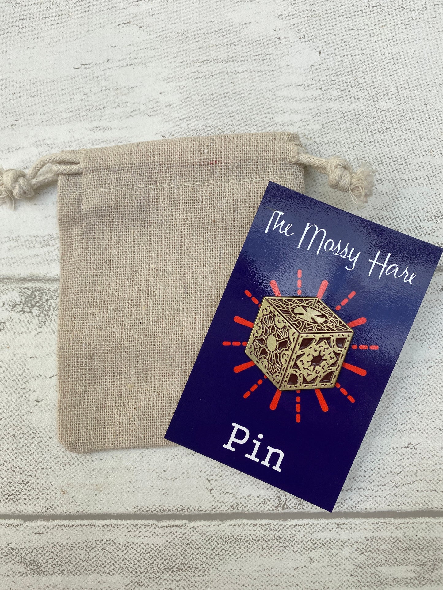 Hellraiser- puzzle box Enamel Pin - Badge lapel