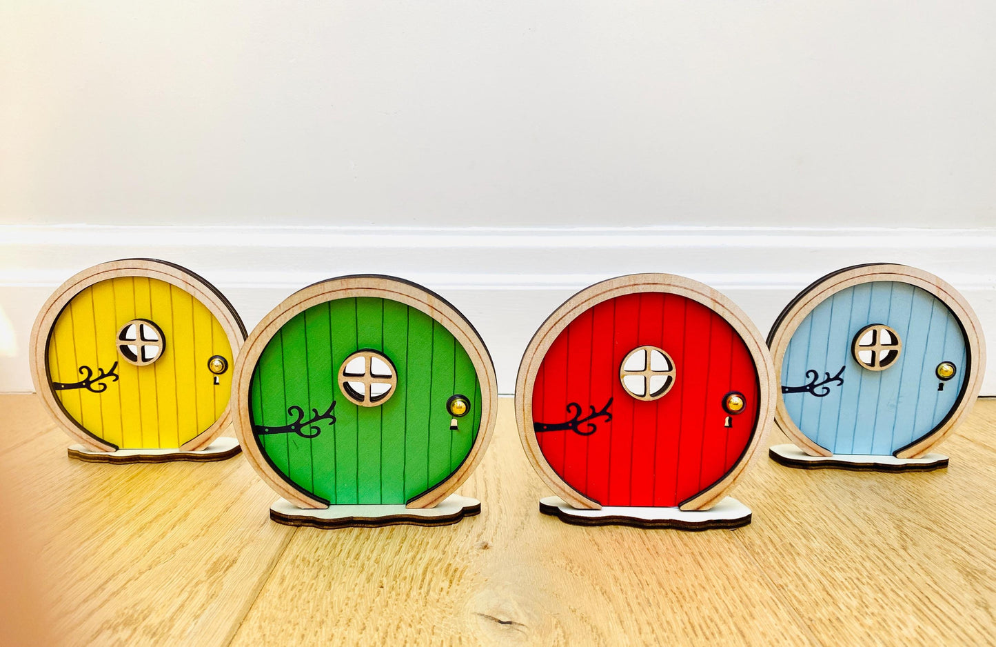 Handmade Round Fairy Door: Bedroom Decor, Freestanding Base