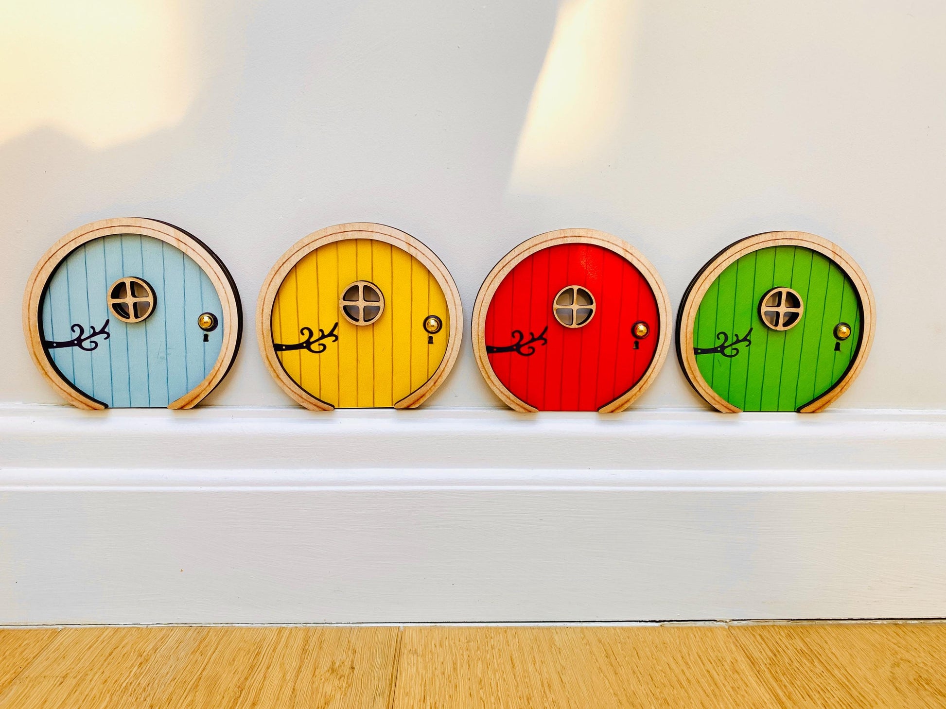 Handmade Round Fairy Door: Bedroom Decor, Freestanding Base