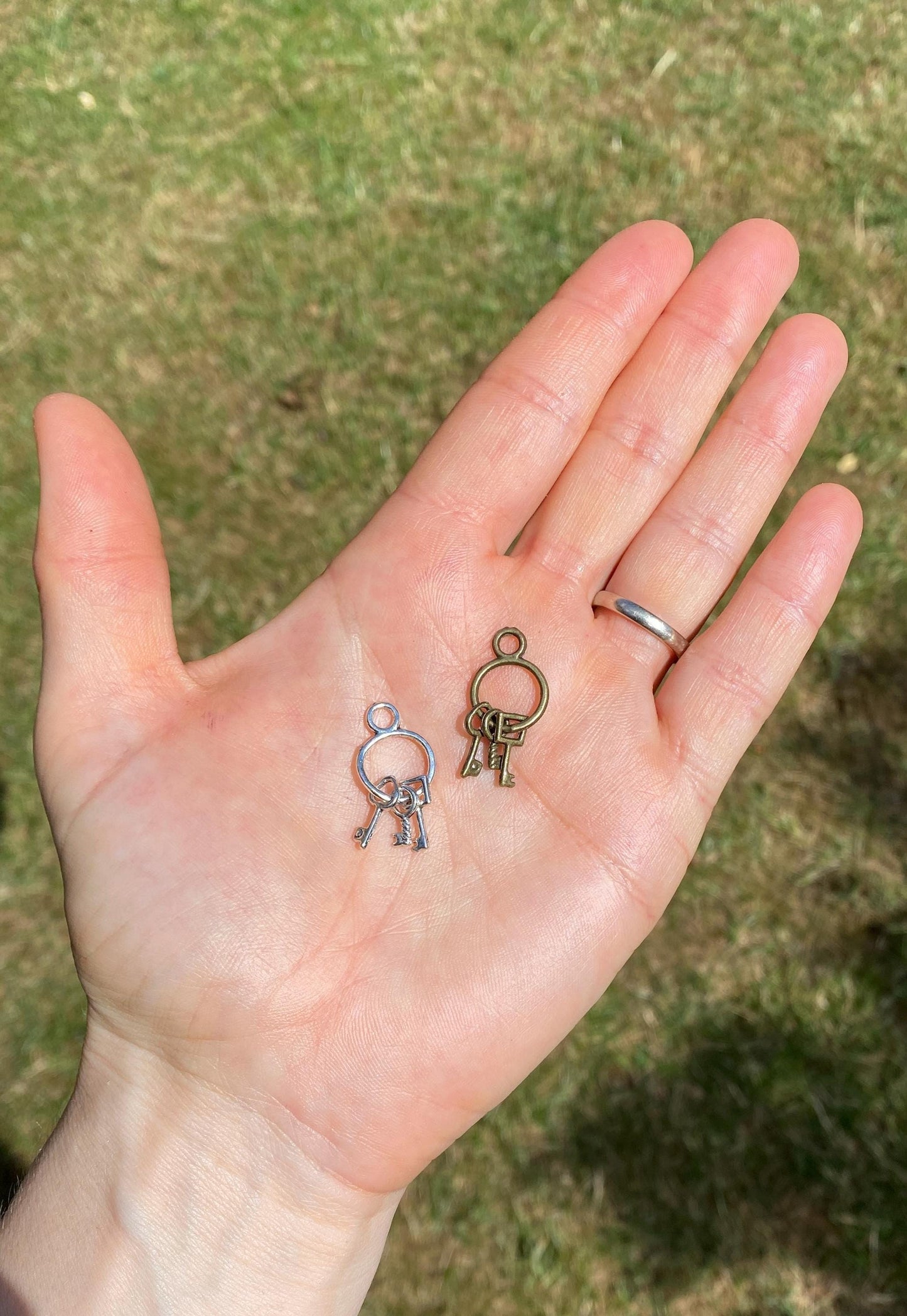 Mini Fairy Keys- Tiny metal keys for dollhouse crafts- key charms- dollhouse miniatures- 13mm, 1:16 scale! Mini Fairy Keys for Fairy Doors