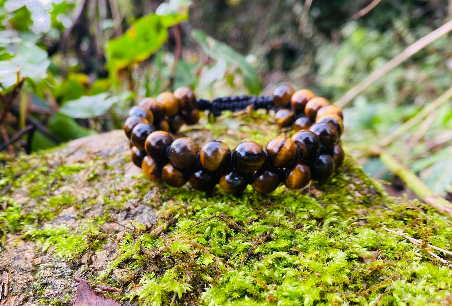 Unisex Tiger’s Eye Bracelet -Beaded Chakra Bracelet - natural Tiger’s Eye -Healing, Yoga & Positive Energy